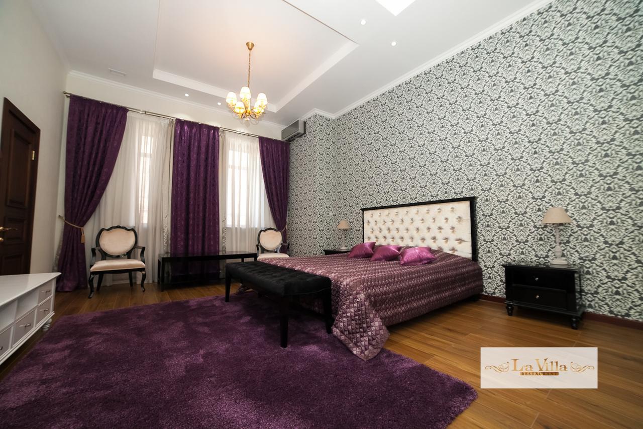 Park Hotel Karagandy Buitenkant foto
